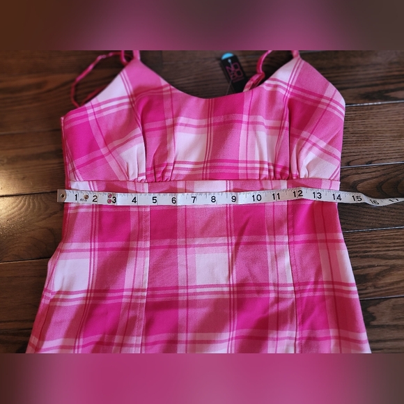 NWT Pink Checkered Summer Dress. - Picture 7 of 11
